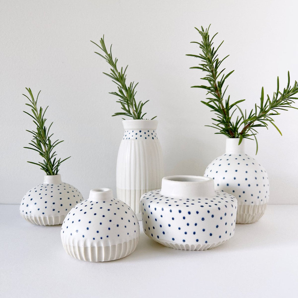 mondocherry - Clay Beehive | ceramic bud vase collection