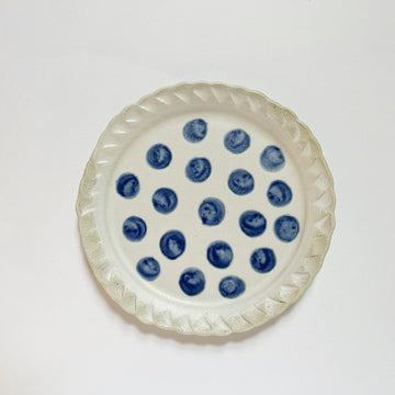 mondocherry - Clay Beehive | ceramic plate | big spots | 14cm