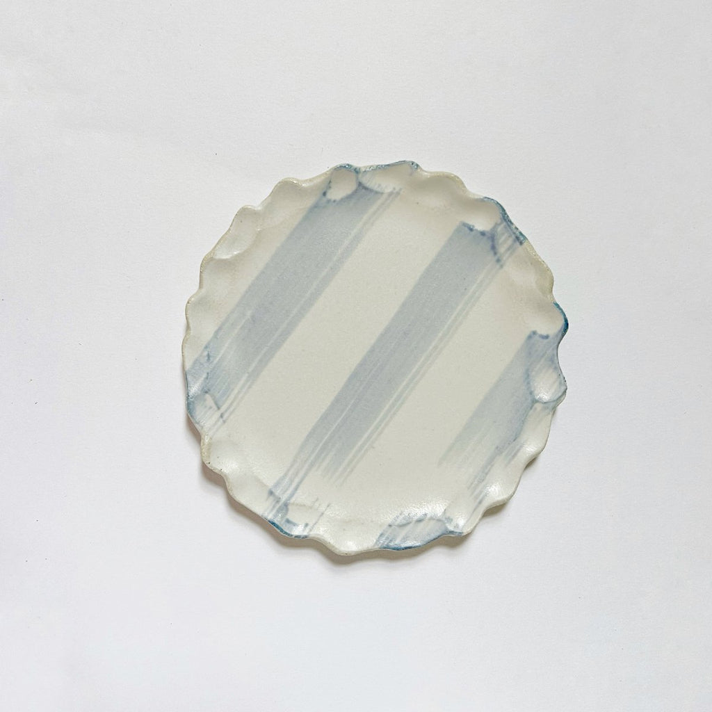 mondocherry - Clay Beehive | ceramic plate | stripes | 12cm