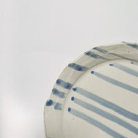 mondocherry - Clay Beehive | ceramic plate | stripes 1 | 14cm - close