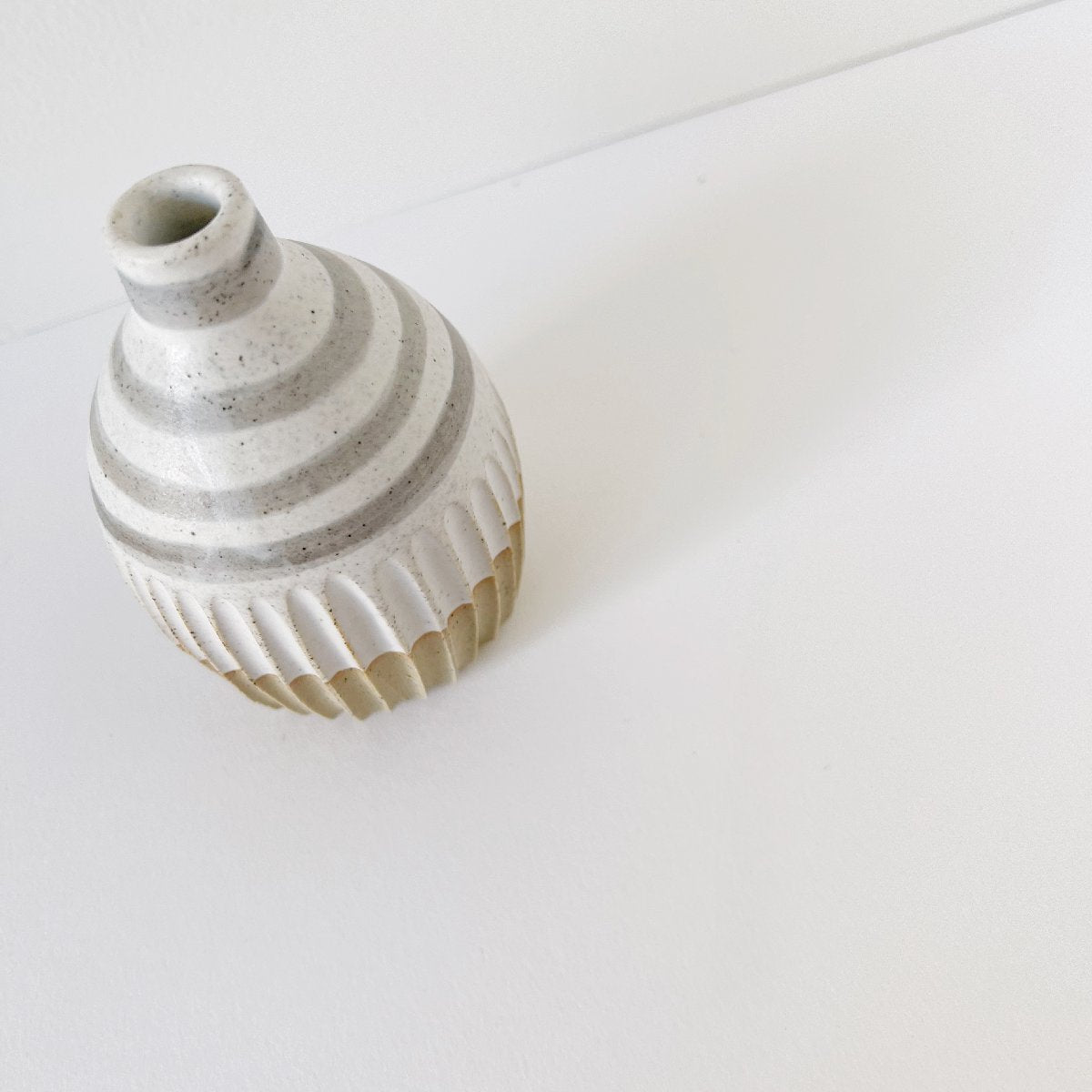 mondocherry - Clay Beehive | ceramic speckled vase 21 - top