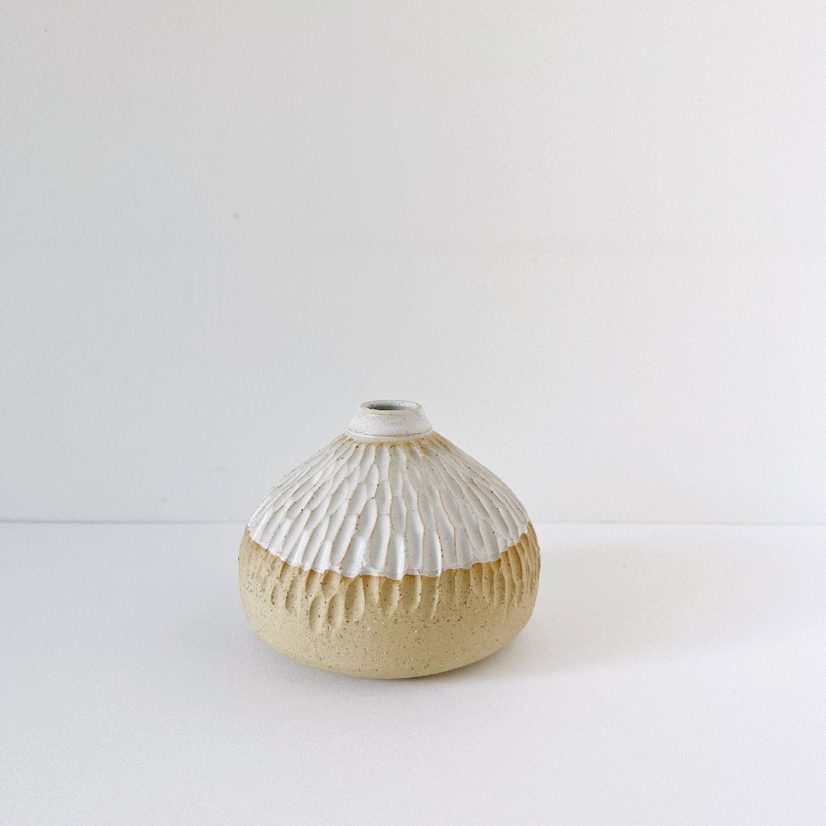 mondocherry - Clay Beehive | ceramic speckled vase 24