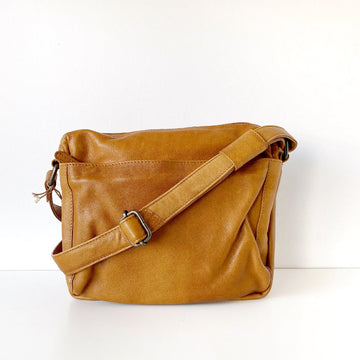 Dusky Robin | alexa leather bag | tan