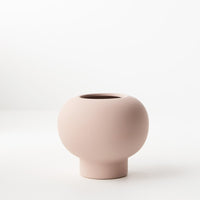 Floral Interiors | lucena pot #2 | light pink