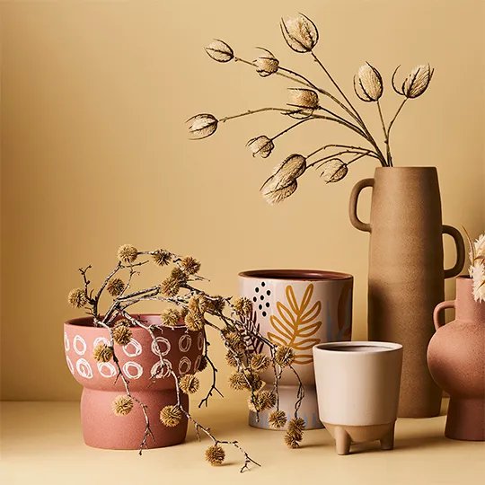 Floral Interiors | mona vase #1 | cinnamon - styled