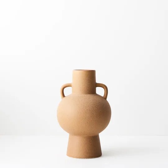 Floral Interiors | mona vase #4 | cinnamon