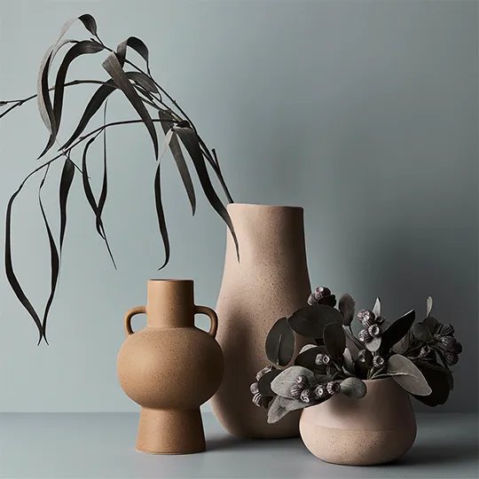 Floral Interiors | mona vase #4 | cinnamon - styled