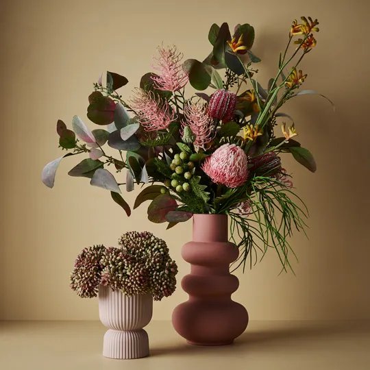 Floral Interiors | palina pedestal pot #1 | light pink - flowers