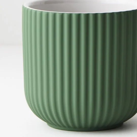 Floral Interiors | palina ceramic pot #1 | mint green - close