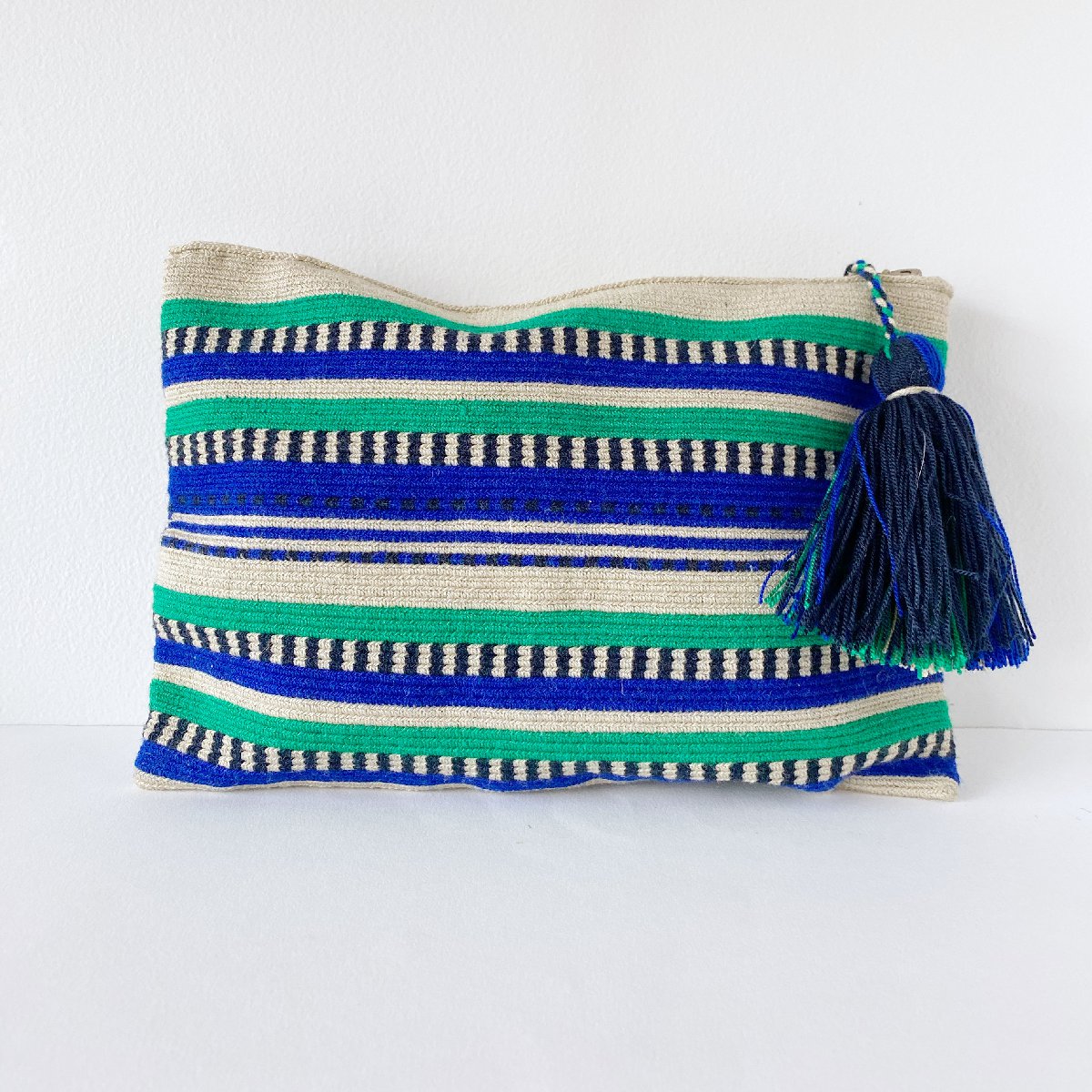 Guanabana clutch WAYUU blue and green