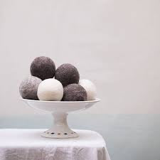 mondocherry - Muskhane felt balls - natural - display