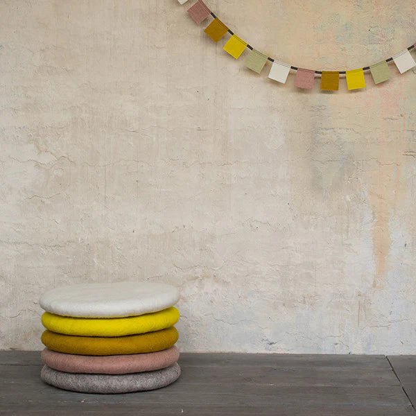 Muskhane chakati round felt cushion | caramel - stack