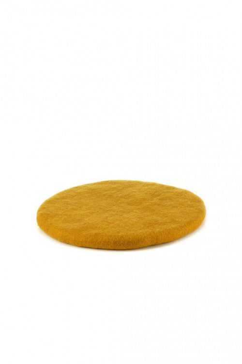 mondocherry - Muskhane chakati round felt cushion | gold