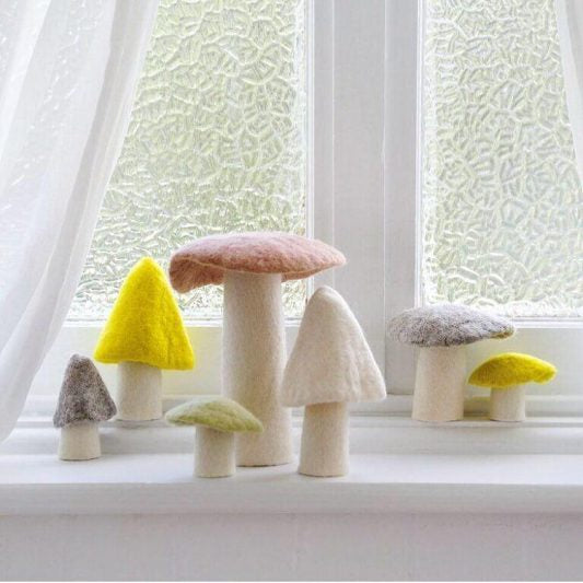 Muskhane | felt mushroom | large | iris