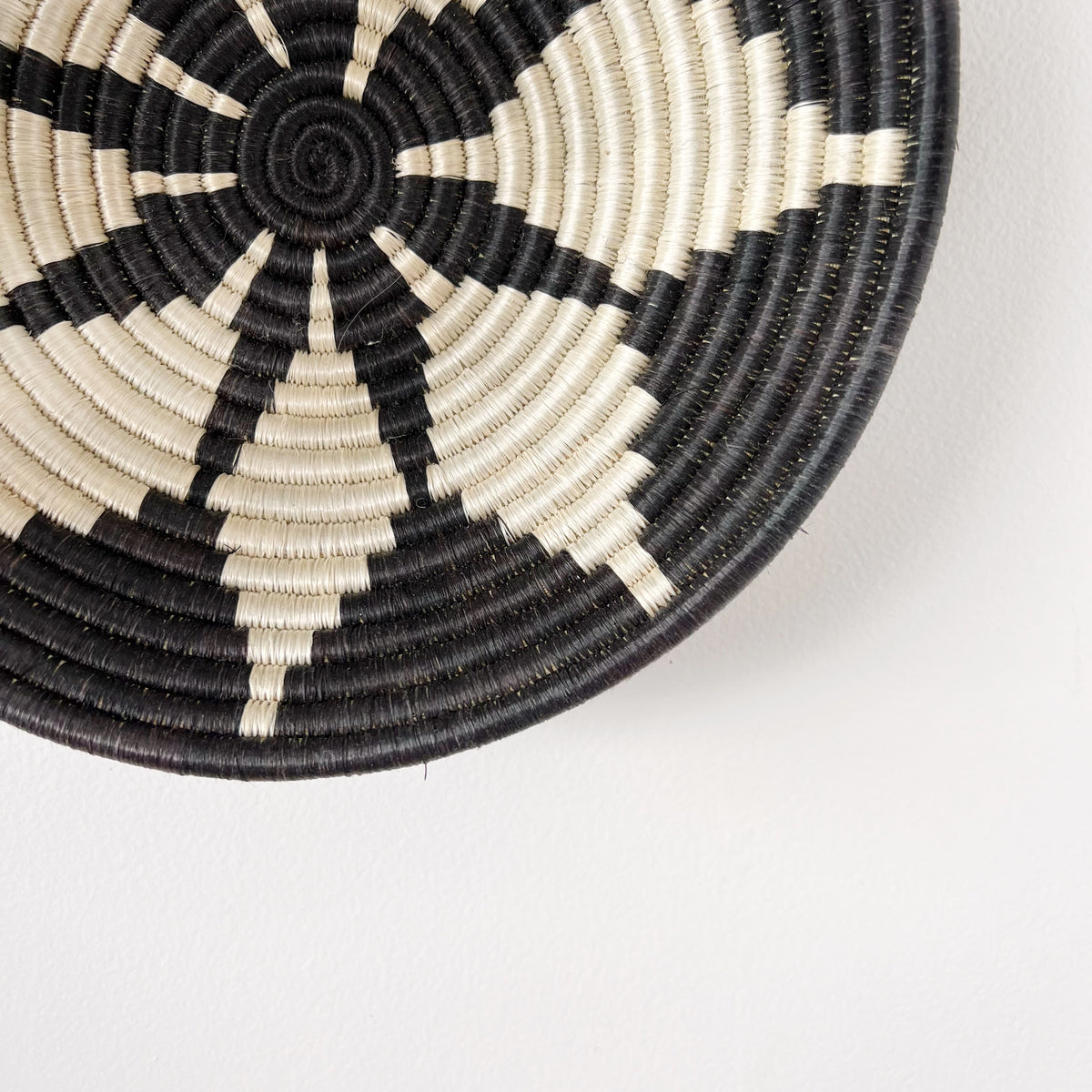 mondocherry - "Hope" African woven bowl | medium | black #4 - close