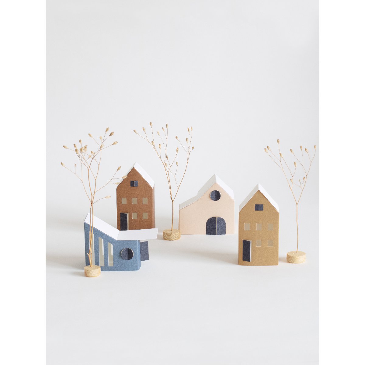 mondocherry - Jurianne Matter | TUS tiny houses - village