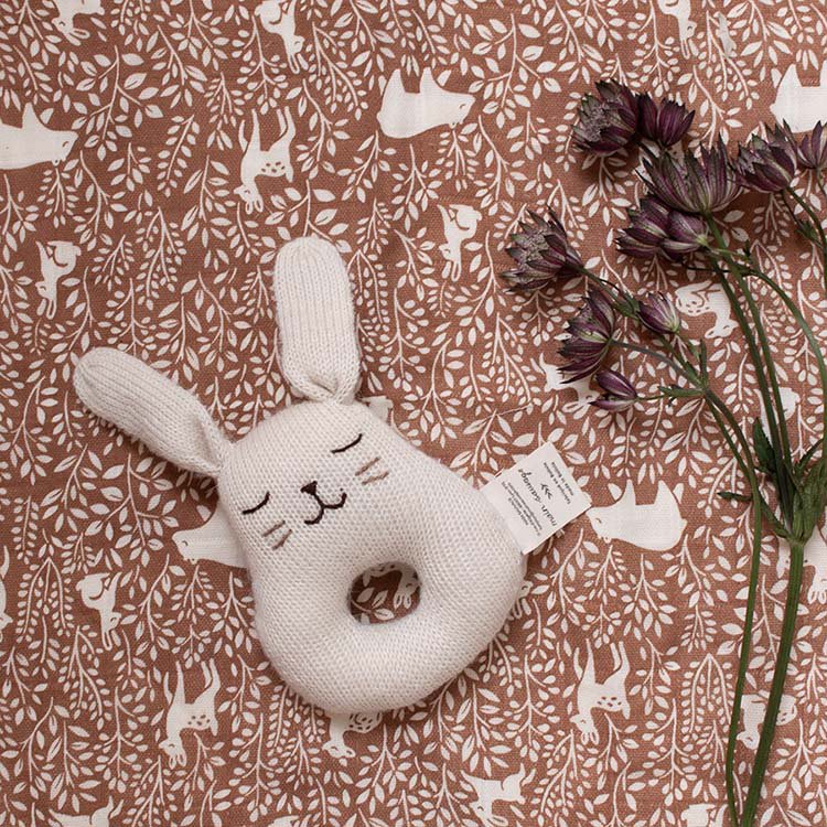 mondocherry - main sauvage | woodland muslin swaddle blanket - close