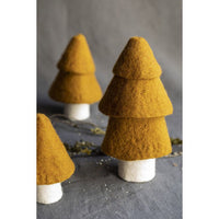 Muskhane | felt Christmas tree decoration | gold