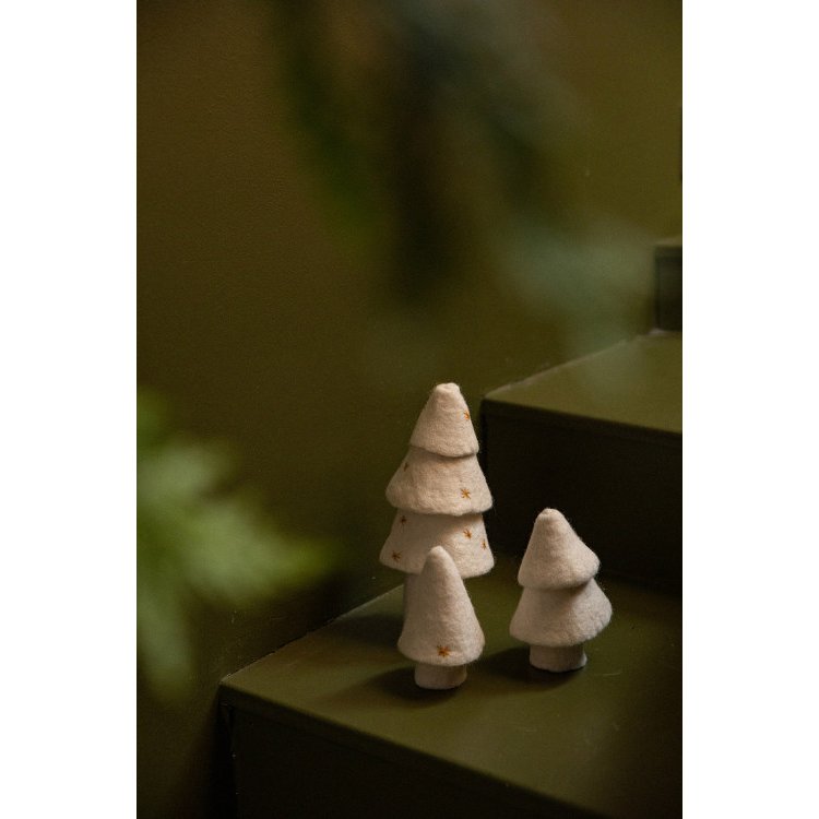 Muskhane | felt Christmas tree decoration | white - shelf