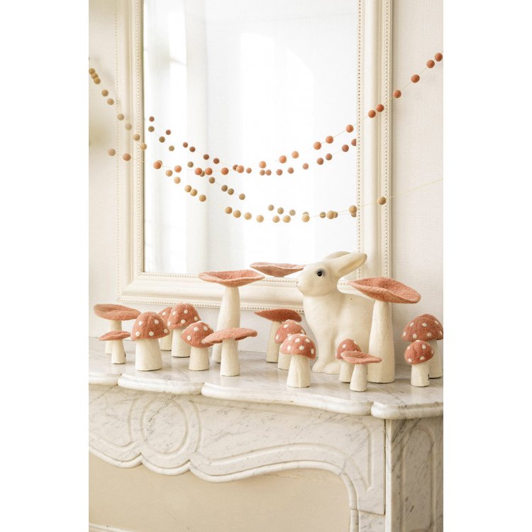 mondocherry - Muskhane | felt dotty mushroom | small | litchee - shelf