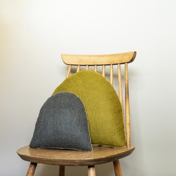 Muskhane | himal felt cushion | stormy grey | small - chair