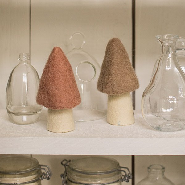 Muskhane | felt morel mushroom shelf
