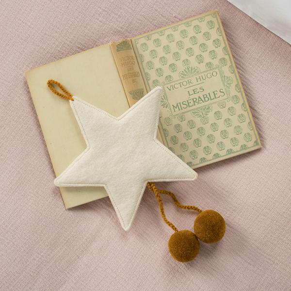 Muskhane | felt pom pom star decoration | natural-pollen - notebook