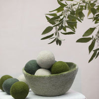 Muskhane felt balls - green - bowl