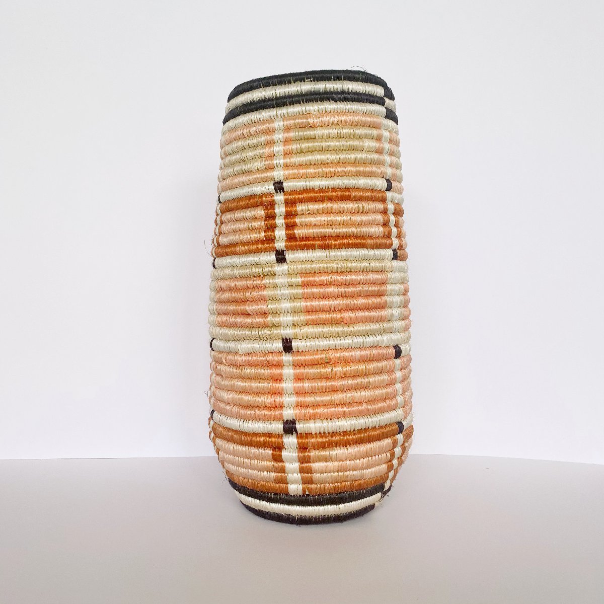 African woven vase "Pilar" | peach #2