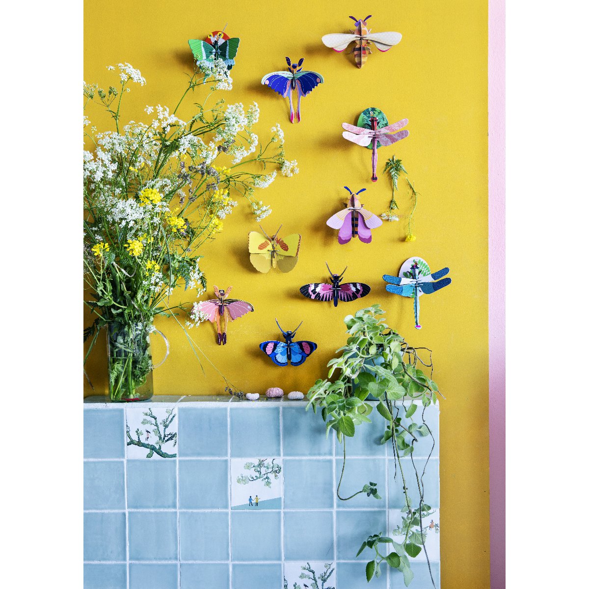 Studio Roof | pink bee wall decor - collection